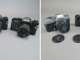 quatre photos différentes montrant un appareil photo et une pièce de monnaie posés sur la table