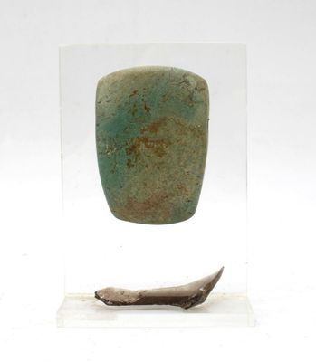 Pendentif-hache Pierre verte Mexique. Etat de Michoacan