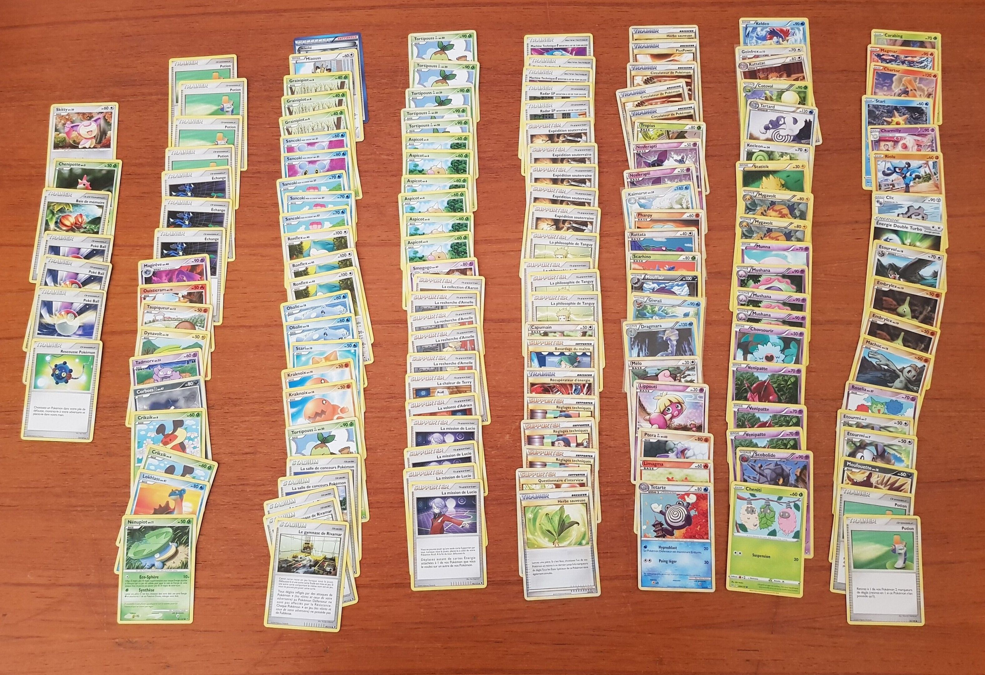 POKEMON - 150 cartes multiseries