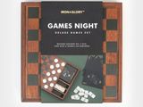 Coffret de jeux « Game Night Deluxe » comprenant un plateau en bois et des dés