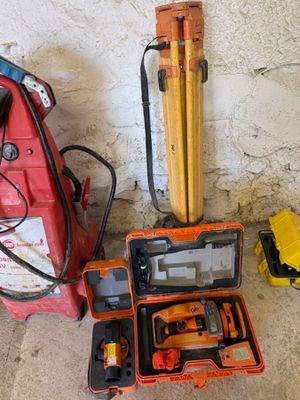 niveau laser LEICA - Photo 1