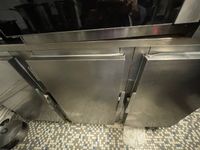 Tour réfrigéré en inox à trois portes