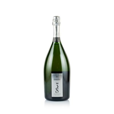 an image of a bottle of champagne on a white background