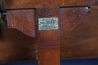 GEORGES GAY, Paris Table pupitre à mécanisme "Soleil" en boi… (photo 3)