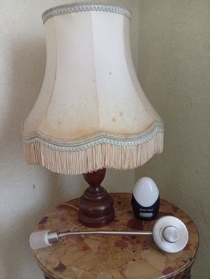 Ensemble de trois lampes comprenant une lampe de chevet en b…