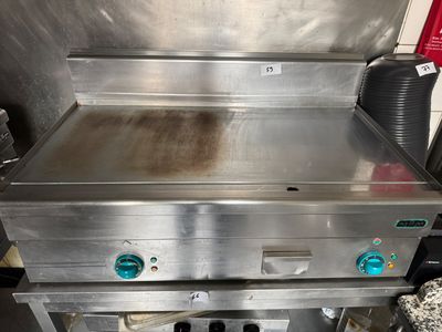 1 Grande plancha électrique MBM - L 100cm x P 60cm x H 47cm - Photo 1