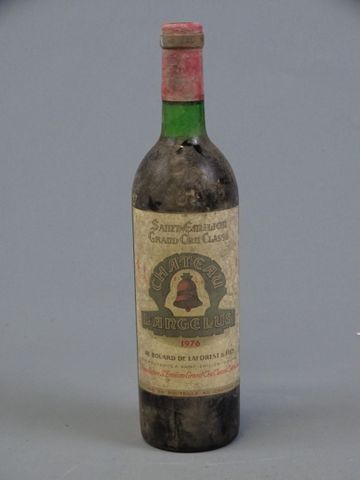 CHATEAU L’ANGELUS, Saint Émilion Grand cru classé, MEB au château...