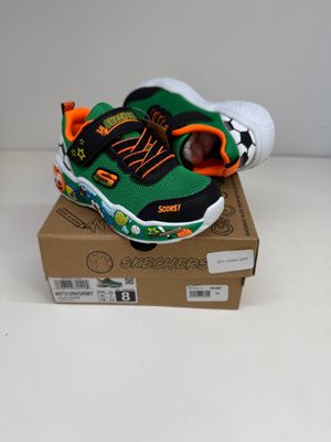 une boîte contenant une paire de chaussures