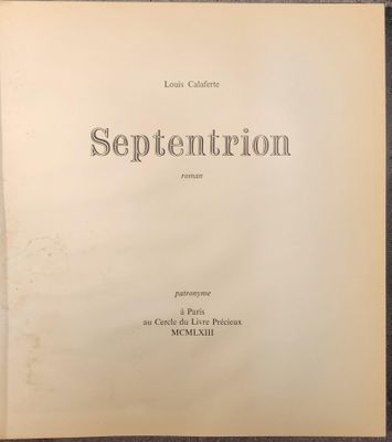 un livre ouvert avec un titre en noir et blanc