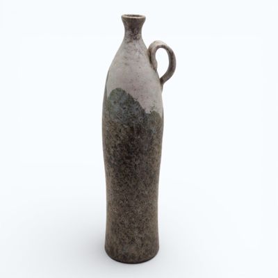 ANNEES 1960 Bouteille en céramique émaillée, signature au ch…