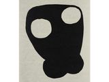 un dessin en noir et blanc représentant un masque sur une feuille de papier