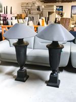 Paire de lampes de parquet en métal laqué noir (photo 2)