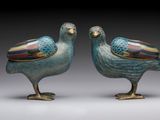 paire d'oiseaux chinois en émail cloisonné, XXe siècle