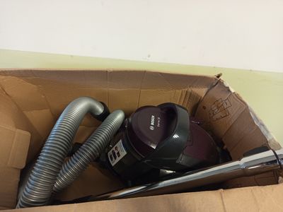 Aspirateur de marque BOSCH (Produit non testé, non vérifié… - Photo 1