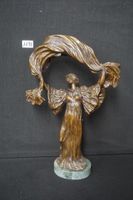 belle lampe sculptée en bronze de style Art nouveau - d'aprè…