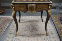 magnifique table de jeu de style Boulle - avec des ferrures … (photo 2)