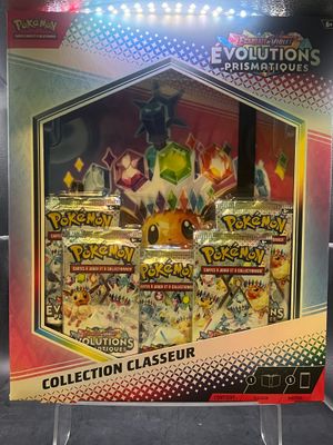 vitrine de la collection « Évolutions Pokémon » classeur