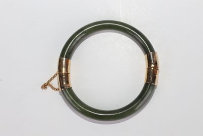 Bracelet jonc rigide en jade articulé avec charnières, fermo…