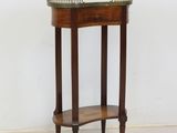 an image of a small table with a glass top