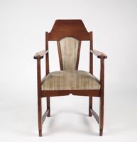 Fauteuil Art Déco anglo saxon en acajou et placage d'acajou.