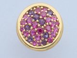 une paire de boucles d'oreilles en saphir rose et diamants et une bague en or jaune