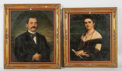 deux portraits d'un homme et d'une femme en tenue de cérémonie