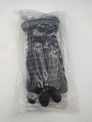 un sac en plastique contenant un téléphone portable