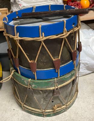 181 / CHC5 / Deux tambours de fanfare anciens dont un … - Photo 1