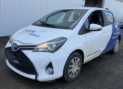 TOYOTA YARIS 1.4D, 90CH Mise en circulation : 24/07/2015