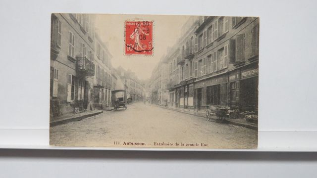 Aubusson : Extrémité de la Grande Rue. Ed. AAA 111. TBE. Carte ra...