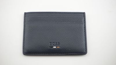 portefeuille en cuir noir sur fond blanc
