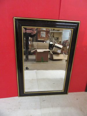 MIROIR MODERNE - 80x57 cm .