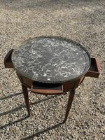 Table bouillotte en acajou et placage d'acajou, dessus de ma… (photo 5)