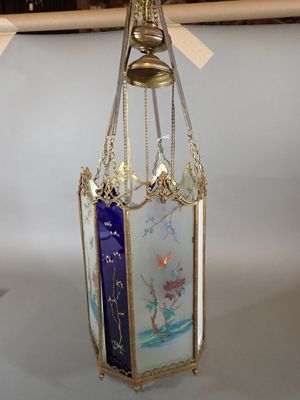 Dans le goût asiatique, Lanterne polygonale en aiton, es pan…