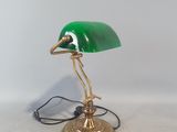 lampe de bureau en laiton avec abat-jour en verre vert