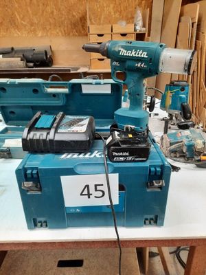 many tools on the table ready to be used