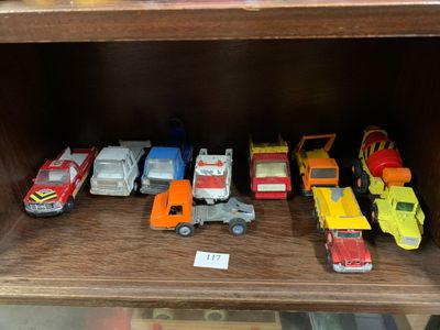 * Lot de camions en réduction