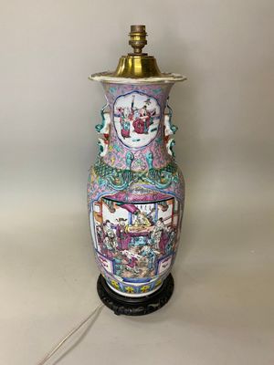 Canton, fin XIXe siècle, Vase balustre en porcelaine et émau…
