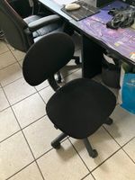 ENSEMBLE de mobilier d'agencement comprenant : (photo 4)