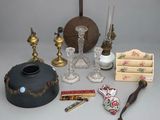 many different items that are sitting on a table