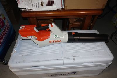 SUR DESIGNATION : Un souffleur STIHL type BGA 60 année 2025 - Photo 1