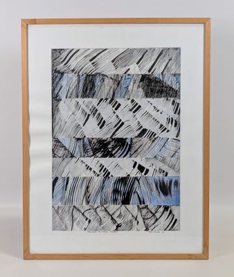 un dessin en noir et blanc représentant un oiseau perché sur une feuille de papier