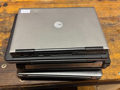 LOT D'ORDINATEURS MARQUES DIVERSES - Photo 1