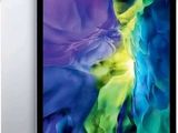 Le nouvel iPad Pro est présenté en argent et argent.