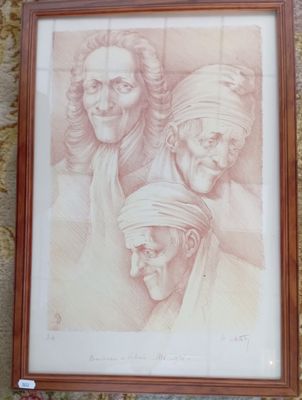 tableau représentant trois hommes portant un foulard, accroché au mur