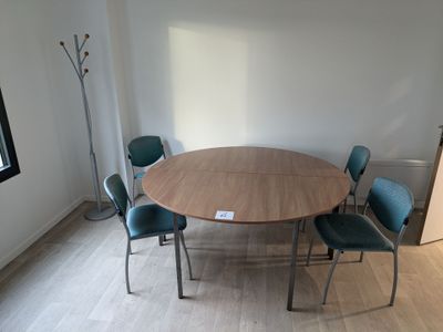 Table ronde en mélaminé imitation bois clair - Photo 1