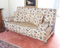 CANAPE CONFORTABLE convertible formant lit d'appoint.