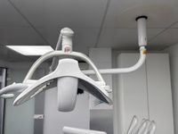 1 unité de dentiste de 2014 comprenant :