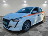 une voiture blanche avec une bande orange sur le côté