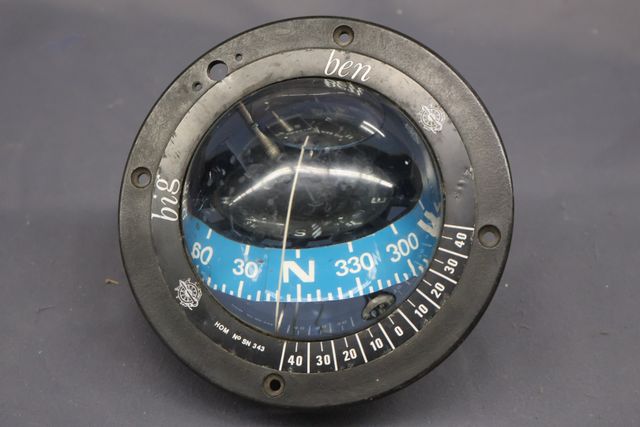 Compas de navigation, HOM N° SN 343. D : 19 cm